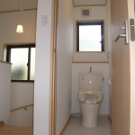 2F-WC